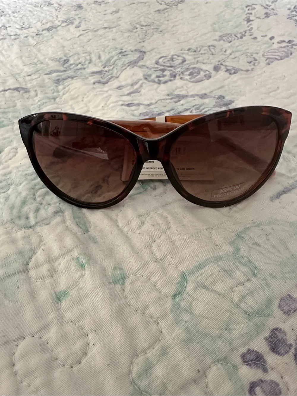 Fossil Women's Tortoiseshell Cat-Eye Sunglasses with Brown Lenses